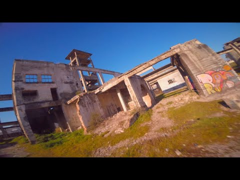 Trapped in Simulation / Fpv FreeStyle